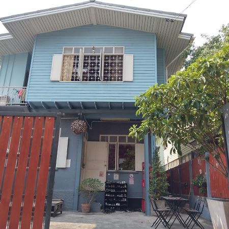 Samsen 360 Hostel Bangkok Exterior foto